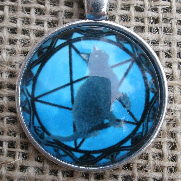 Black Cat Pentacle Glass Cabochon Pendant Necklace - Picture 2 of 14